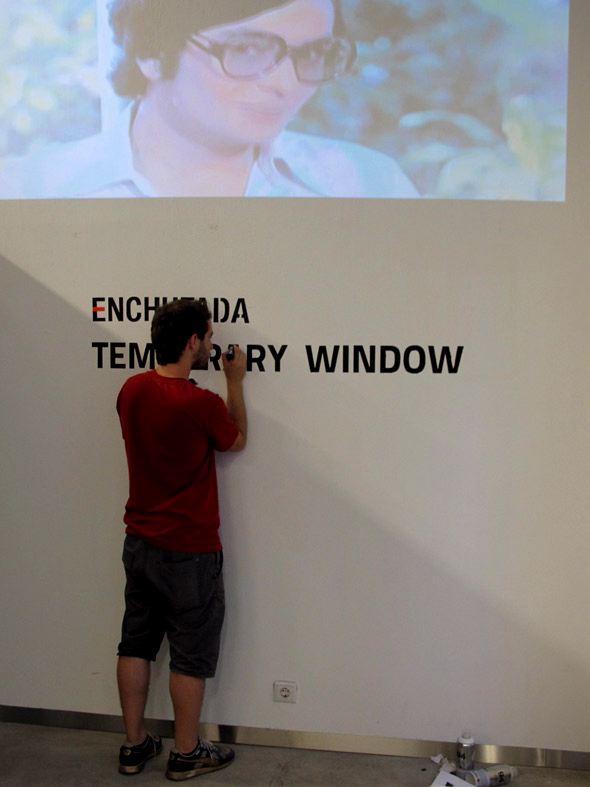 Enchufada Temporary Window